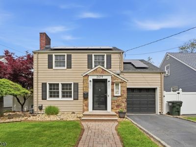 2419 Mountain Ave