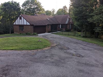 921 Katys Ln