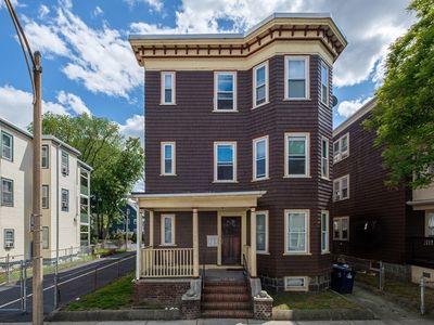 15 Romsey St