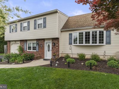 1064 Lincoln Ct