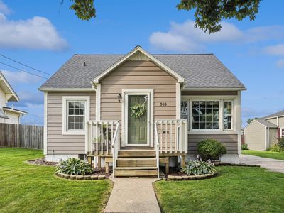 313 H Ave