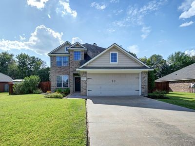 2913 Oakwood Dr