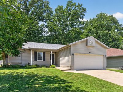 831 S Hickory Lane