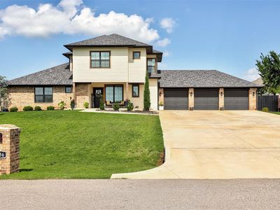 2836 Redwood Ct