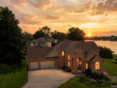 2051 Scott Lake Rd