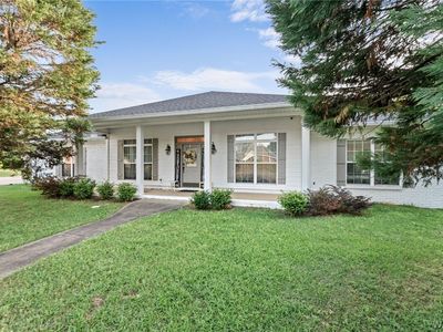8702 Rolling Hills Dr