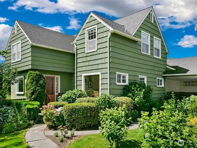 415 9th Street