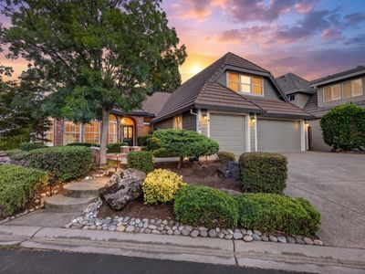 1082 Thornhill Dr