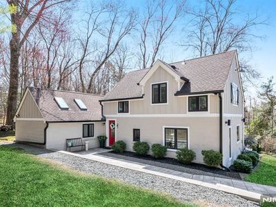 1045 E Saddle River Rd