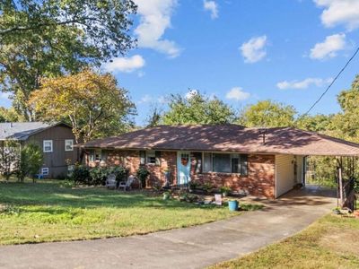 306 Alfred Ave SE