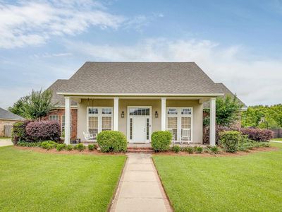 424 E Frenchmans Bend Rd