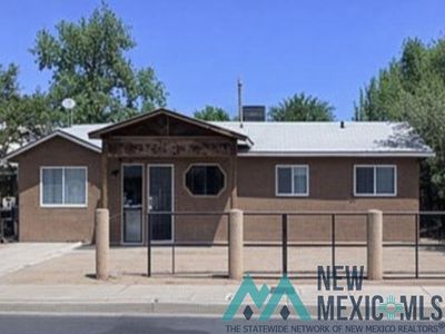 2415 Oro Vista Rd NW