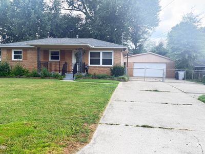 2522 Adrienne Way