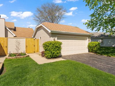 230 Holly Ln