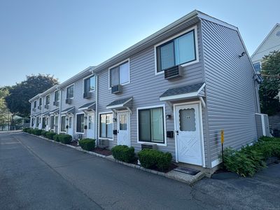 187 Flax Hill Road APT A4