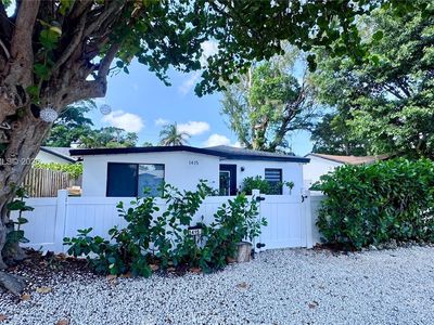 1415 SW 27th Ct