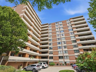 220 N Dithridge St APT 306
