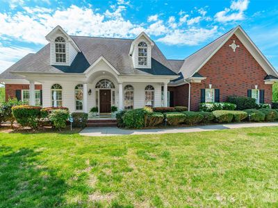 122 Upper Oak Dr