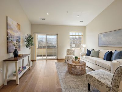 918 Mountain Meadows Cir