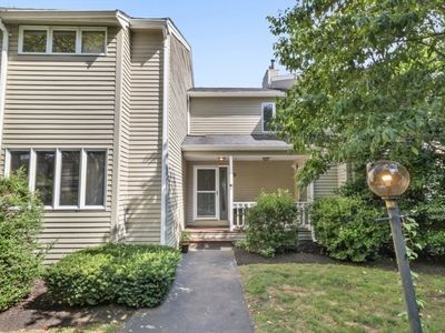 28 Pemberton St #B