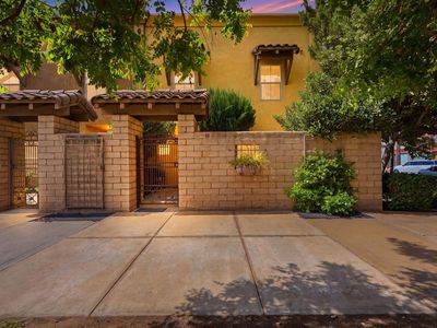 Property at 201 N Sweetbriar Avenue, Lindsay, CA