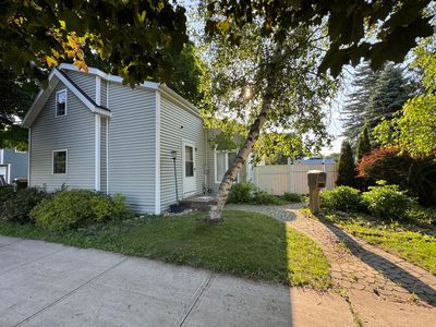 55 Maple St