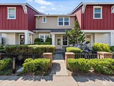 1119 NE Hickory Lane