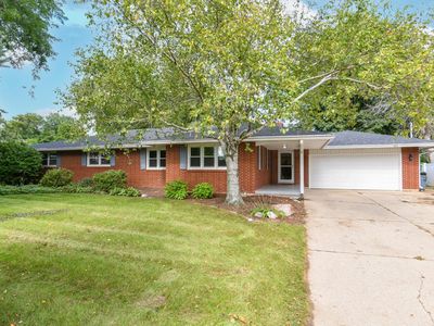 W7478 Pleasant STREET