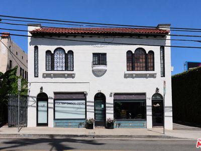 710 N Van Ness Ave