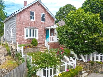 10 Windsor Ave