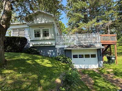 23 Crescent St