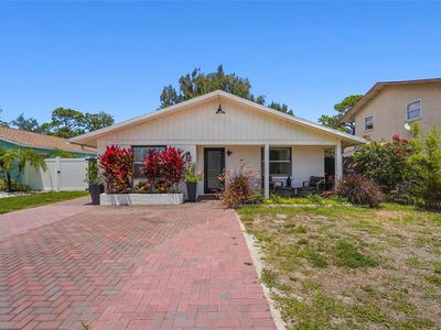 Property at 831 Winter Garden Dr, Sarasota, FL