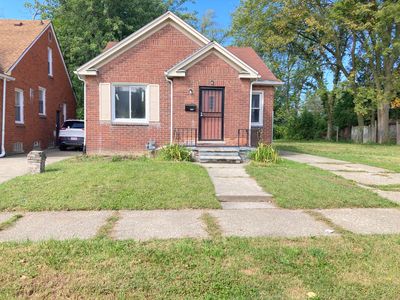 16567 Murray Hill St