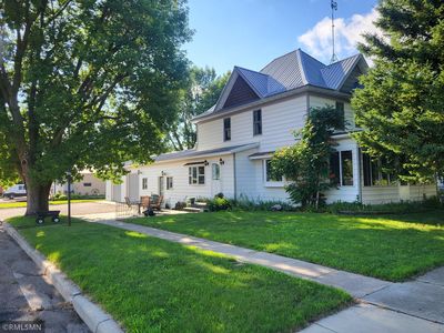 500 Bowman St