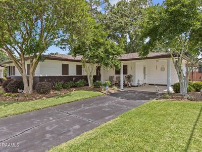 102 Bradford Dr