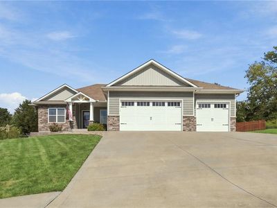 483 Olive Ct