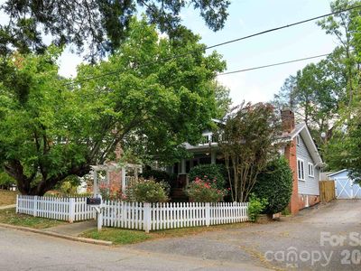 54 Belmont Ave #12