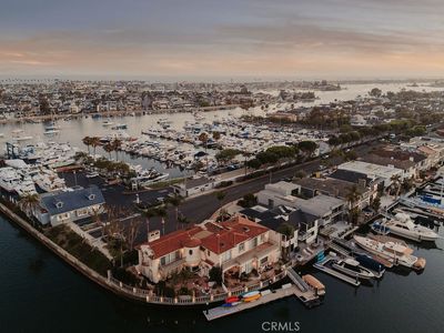 842 Harbor Island Dr
