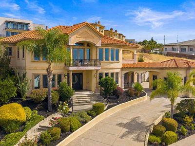 418 Serpa Way