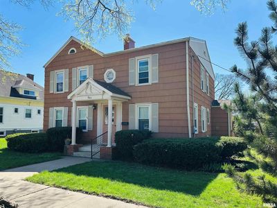 Property at 805 Edward St, Henry, IL