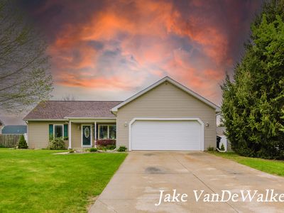 1114 Winter Cherry Ln