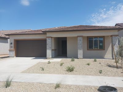 22204 W BLACKHAWK Drive