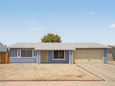 5222 W ALTADENA Avenue