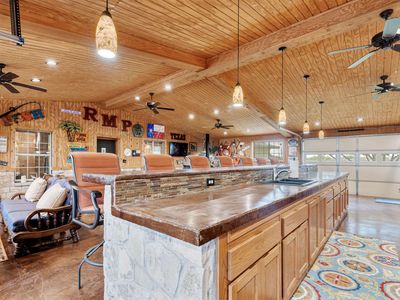 724 Burk Rd