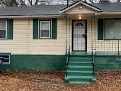 2203 Tiger Flowers Dr NW