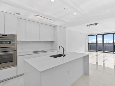 700 NE 24th St Unit 503