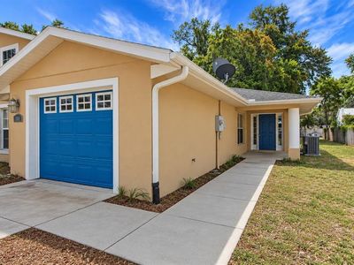 Property at 305 W FOUNTAIN STREET, Fruitland Park, FL