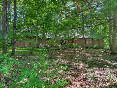 4405 Moorland Dr