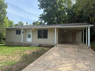 115 E Marvin Ave