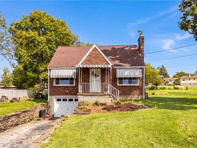 223 Crescent Dr